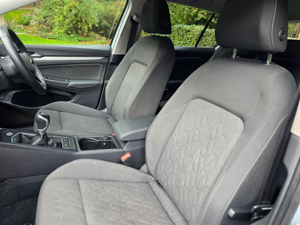 Used Volkswagen Golf 2024 for sale - 77393656: Photo 32