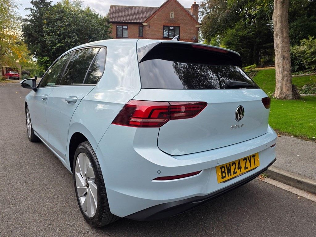 Used Volkswagen Golf 2024 for sale - 77393656: Photo 6