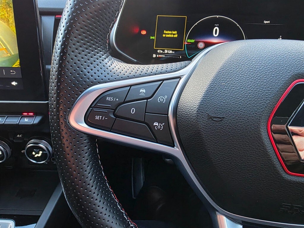 Used Renault Arkana 2023 for sale - 76835118: Photo 17