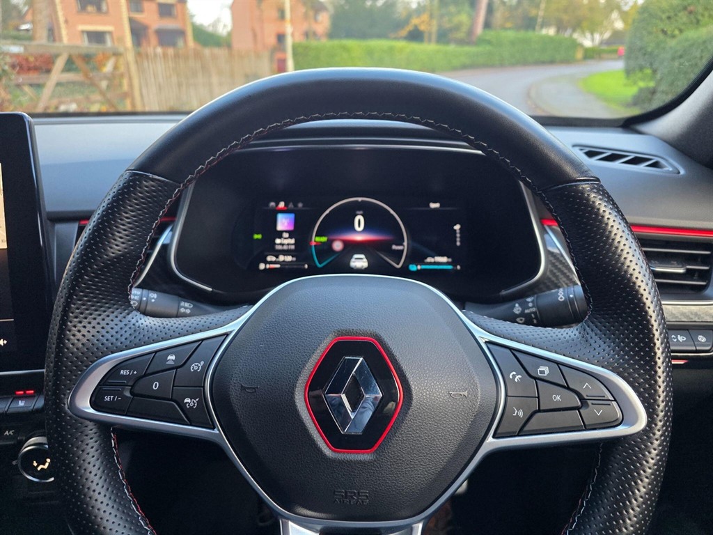 Used Renault Arkana 2023 for sale - 76835118: Photo 31