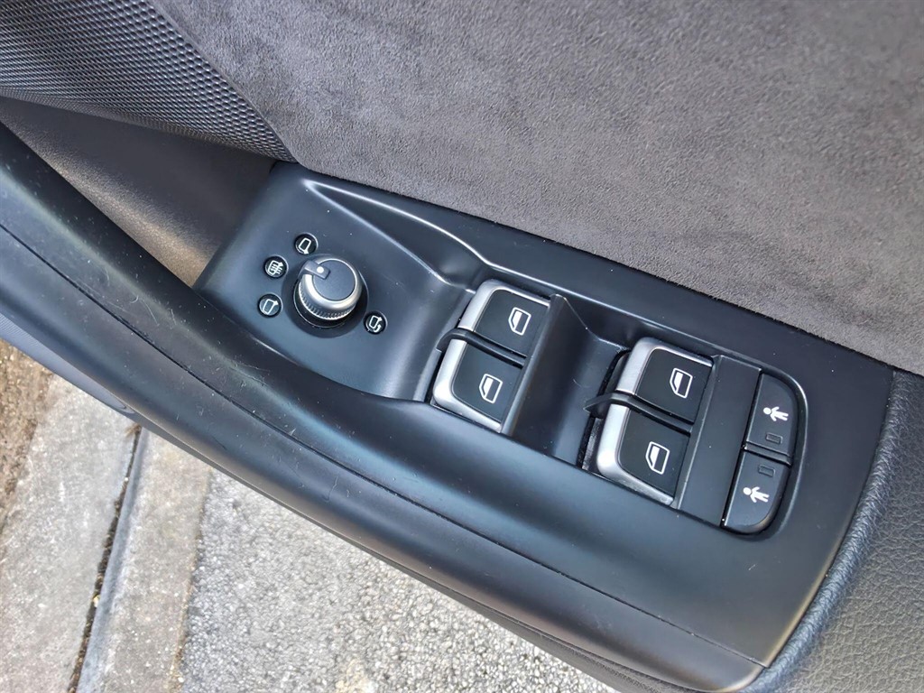 Used Audi Q3 2016 for sale - 78133746: Photo 35