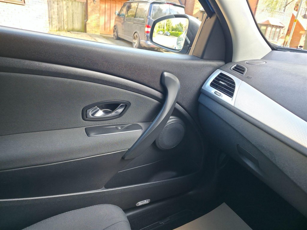 Used Renault Megane 2014 for sale - 78117045: Photo 16