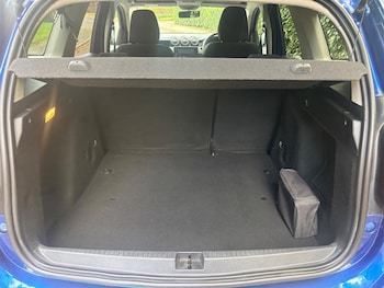 Used Dacia Duster 2022 for sale - 76393804: Photo