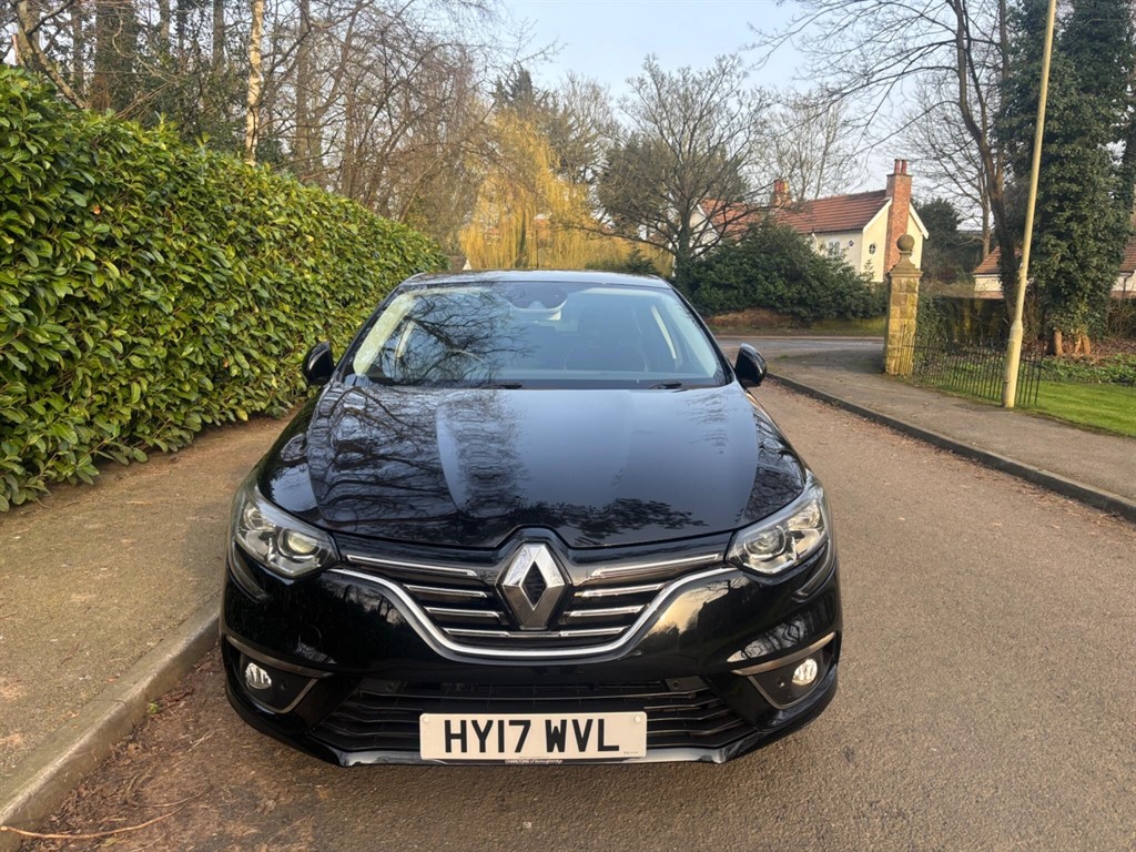 Used Renault Megane 2017 for sale - 77771503: Photo 2