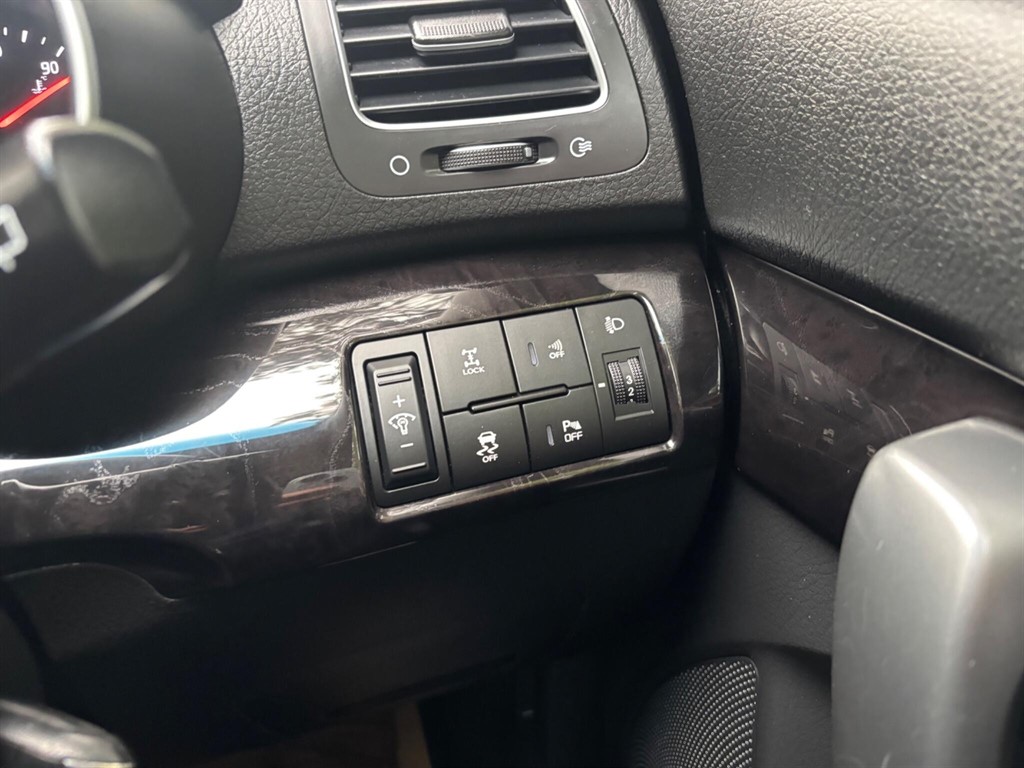 Used Kia Sorento 2015 for sale - 76112503: Photo 32