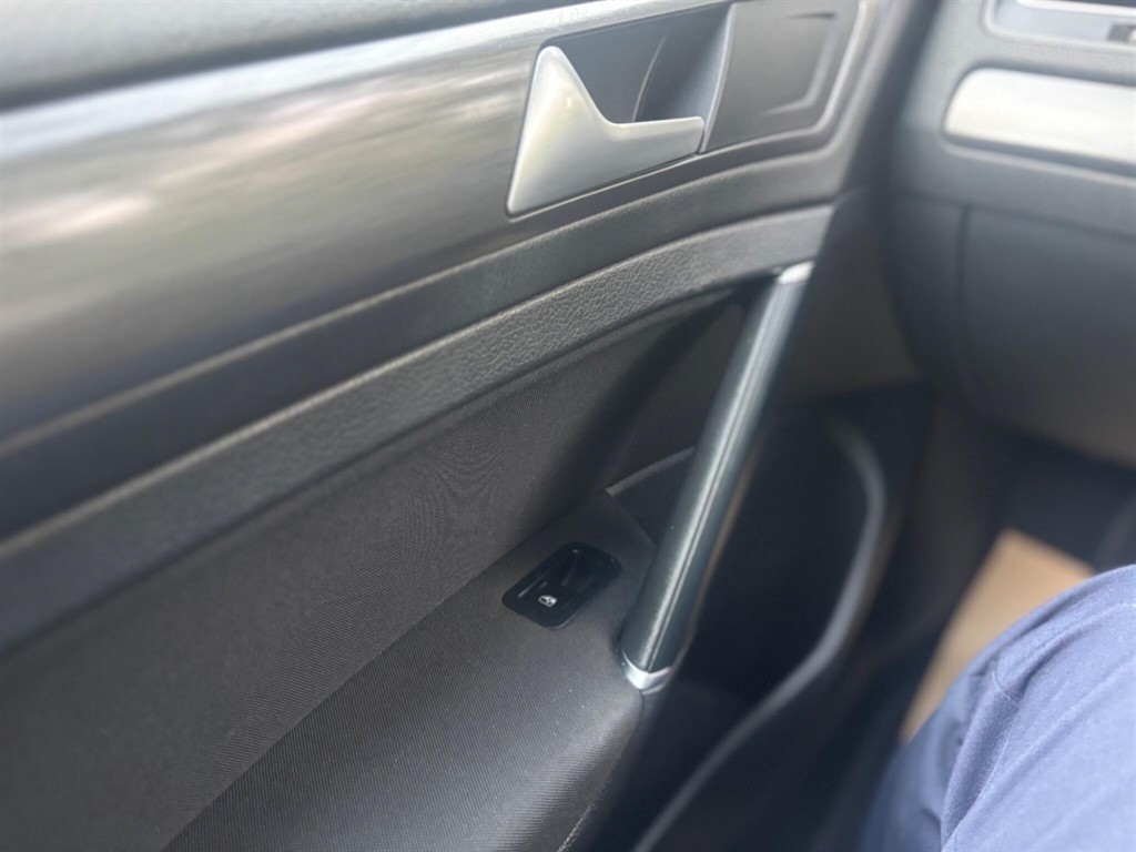 Used Volkswagen Golf 2019 for sale - 76255123: Photo 17