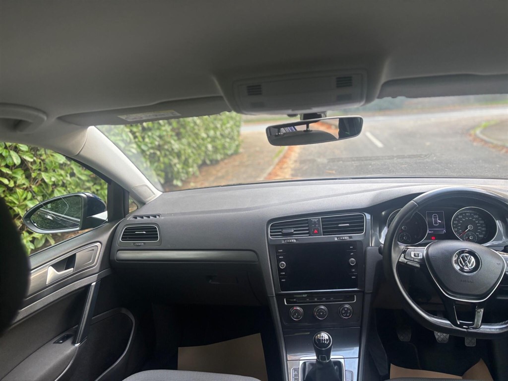 Used Volkswagen Golf 2019 for sale - 76255123: Photo 24