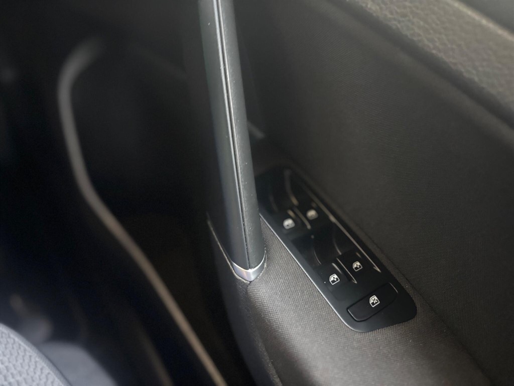 Used Volkswagen Golf 2019 for sale - 76255123: Photo 36