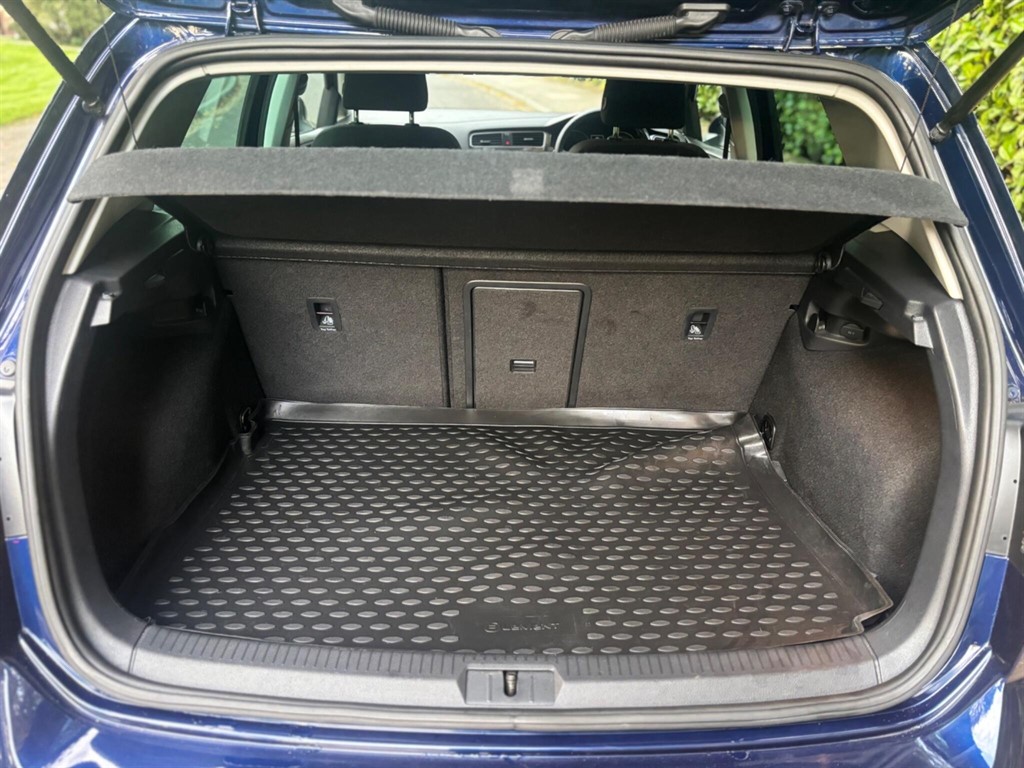 Used Volkswagen Golf 2019 for sale - 76255123: Photo 9