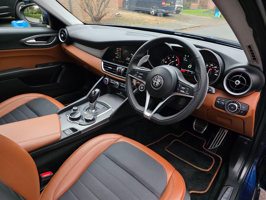 Used Alfa Romeo Giulia 2017 for sale - 76818093: Photo 12