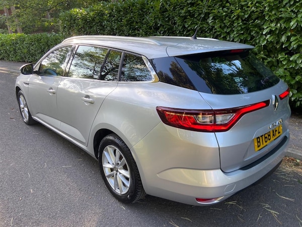 Used Renault Megane 2018 for sale - 75571917: Photo 10