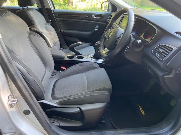 Used Renault Megane 2018 for sale - 75571917: Photo 19