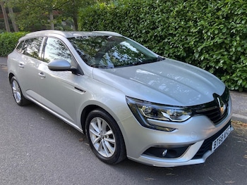 2018 - 1.5 Blue dCi Play Sport Tourer Euro 6 (s/s) 5dr