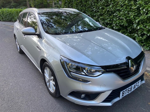 Used Renault Megane 2018 for sale - 75571917: Photo 5
