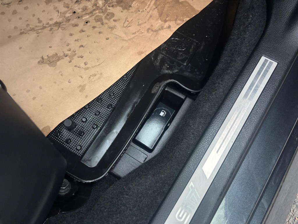 Used Subaru WRX STI 2014 for sale - 77036482: Photo 43