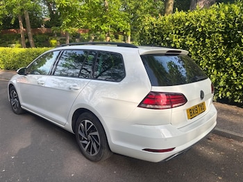 Used Volkswagen Golf 2019 for sale - 78468057: Photo