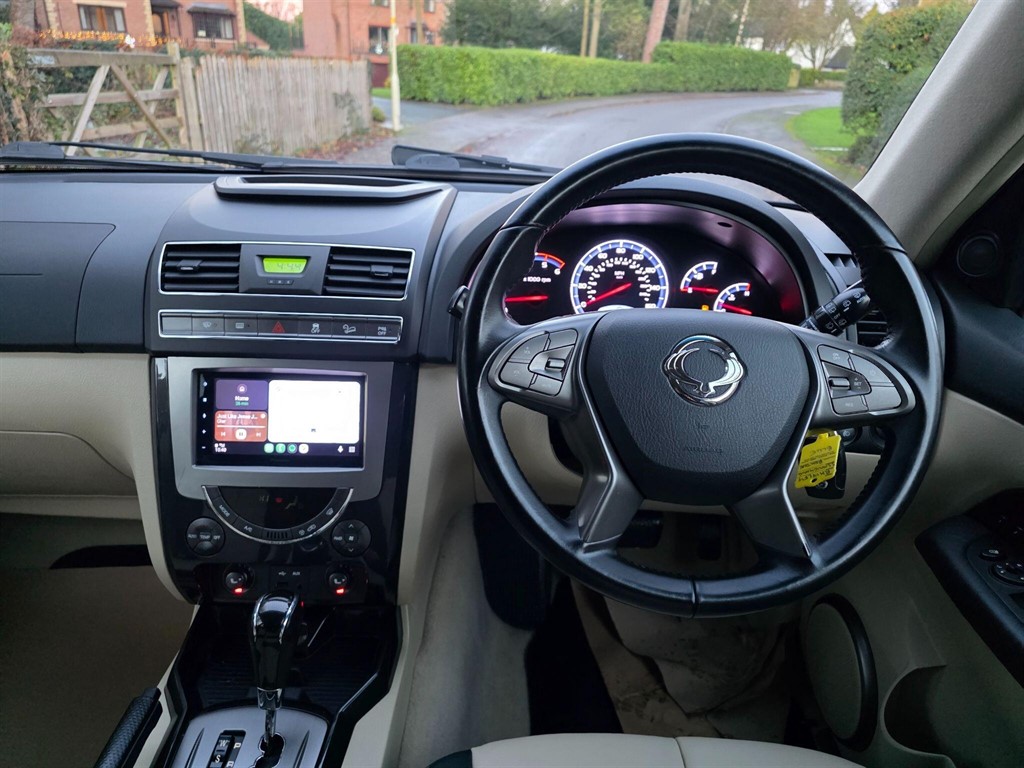 Used Ssangyong Rexton 2017 for sale - 76928326: Photo 12