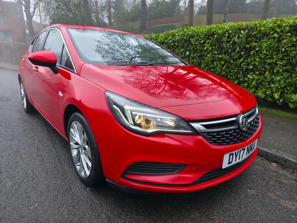 Used Vauxhall Astra 2017 for sale - 77674191: Photo 1