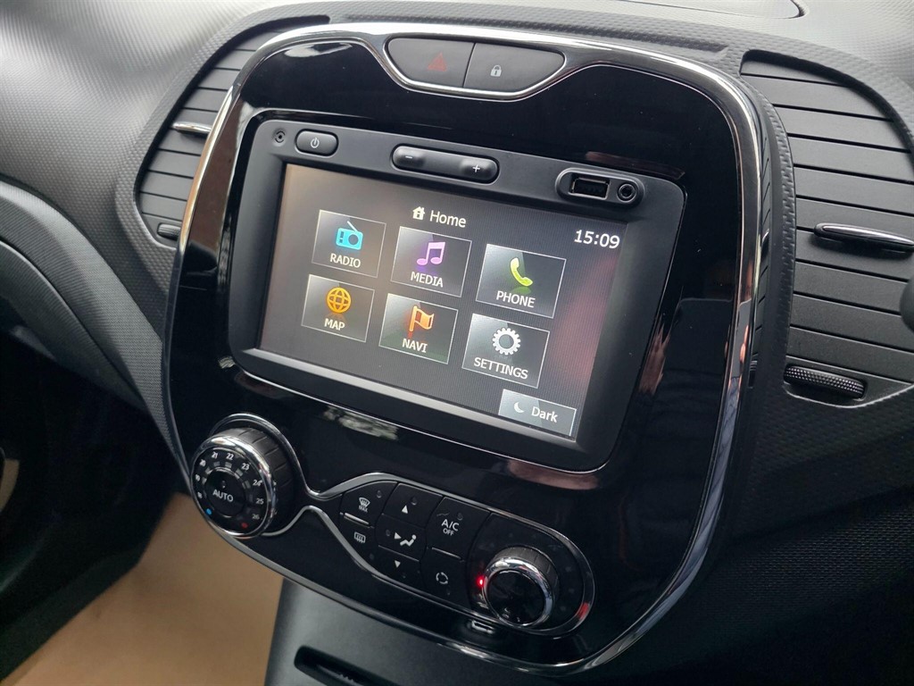 Used Renault Captur 2015 for sale - 76361997: Photo 24