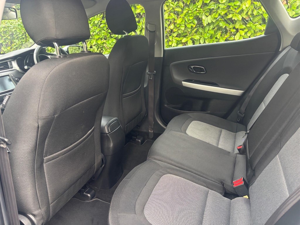 Used Kia Ceed 2018 for sale - 77653363: Photo 12