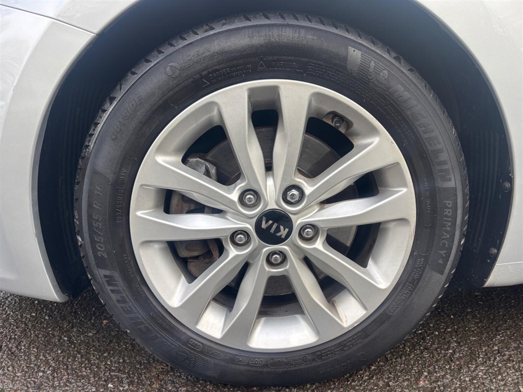 Used Kia Ceed 2018 for sale - 77653363: Photo 24