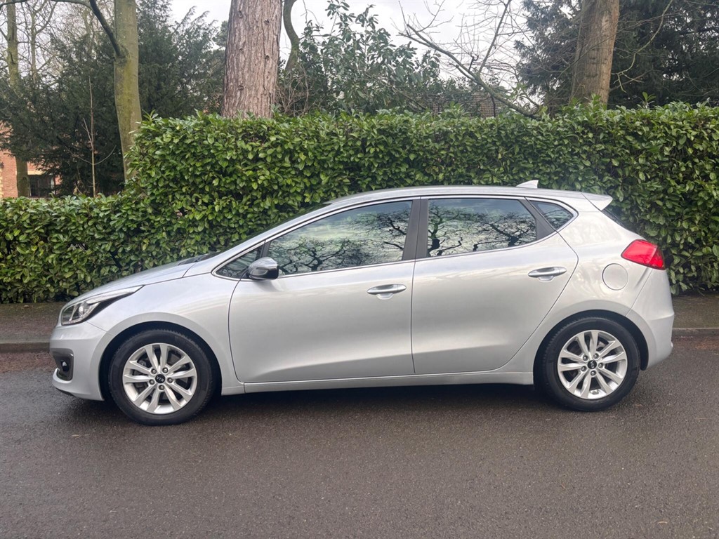 Used Kia Ceed 2018 for sale - 77653363: Photo 5