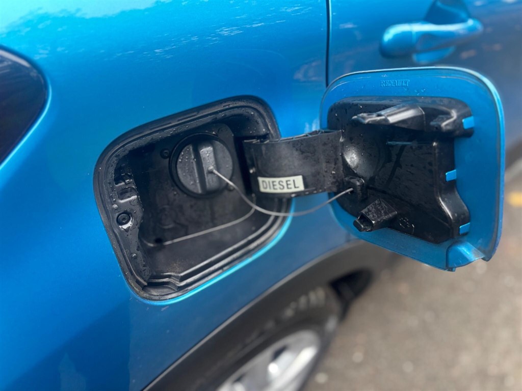 Used Renault Captur 2013 for sale - 76265770: Photo 17