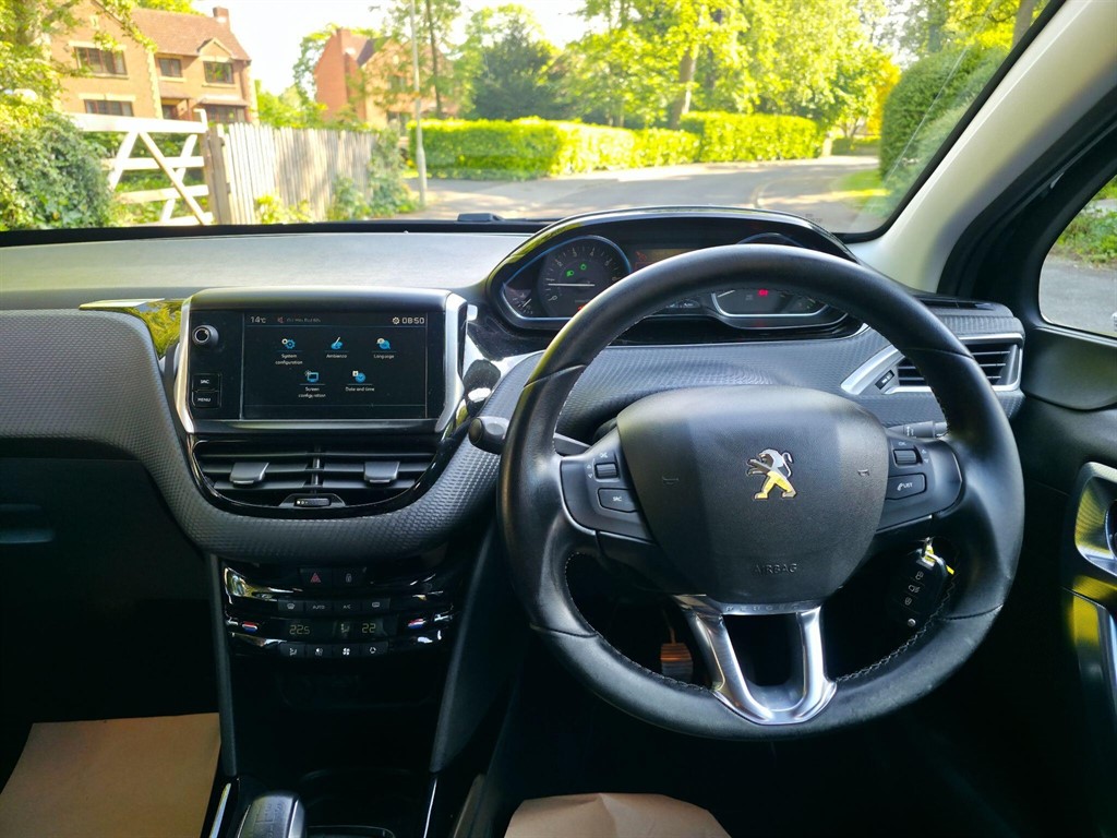 Used Peugeot 2008 2018 for sale - 76842393: Photo 11