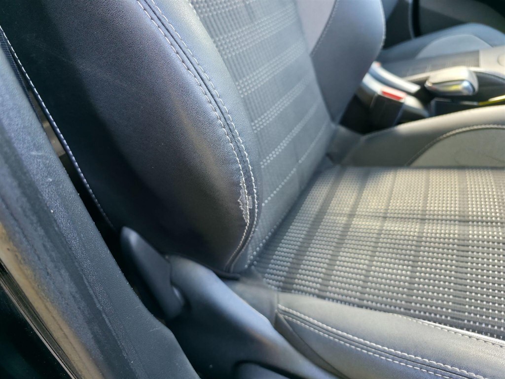 Used Peugeot 2008 2018 for sale - 76842393: Photo 15