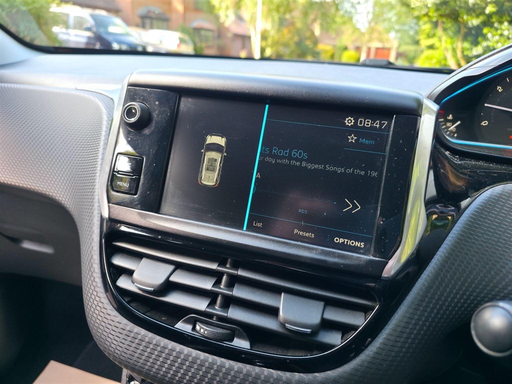 Used Peugeot 2008 2018 for sale - 76842393: Photo 26