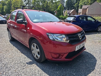 Used Dacia Sandero 2015 for sale - 79311844: Photo