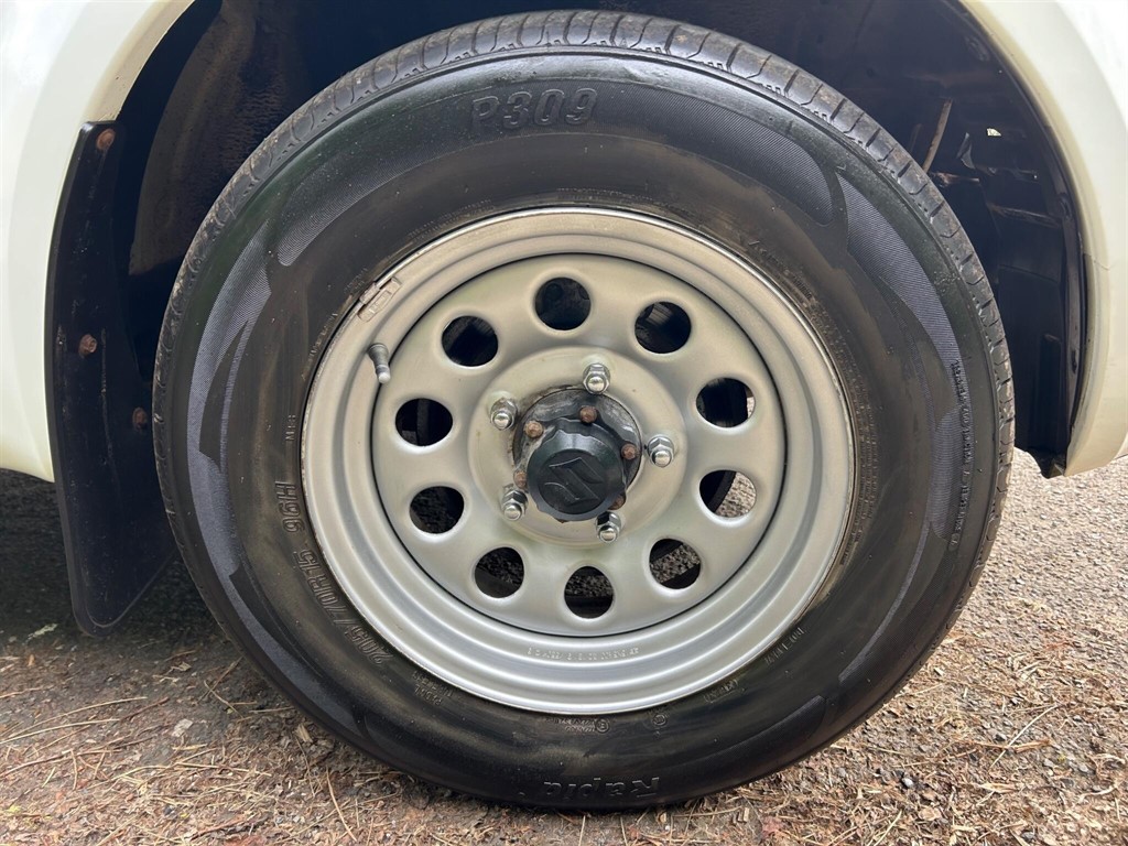 Used Suzuki Jimny 2011 for sale - 78148885: Photo 11