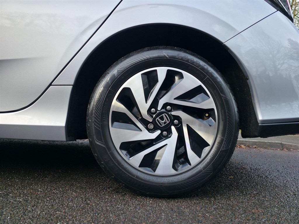 Used Honda Civic 2018 for sale - 76960404: Photo 21