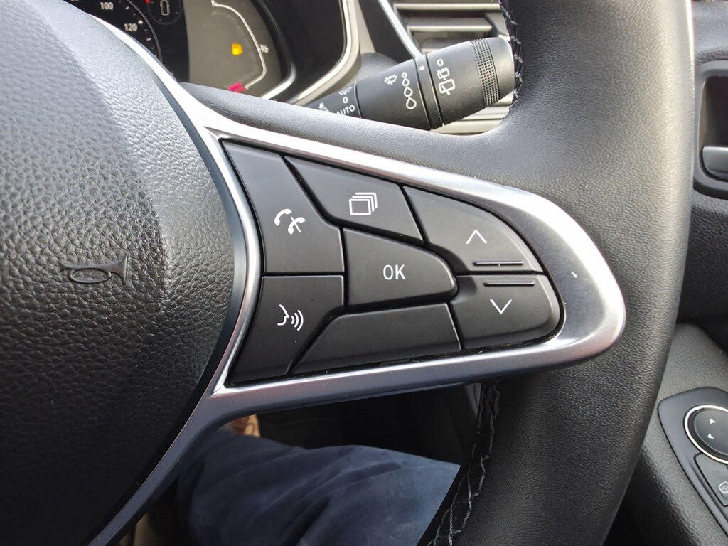 Used Renault Clio 2023 for sale - 77971961: Photo 16