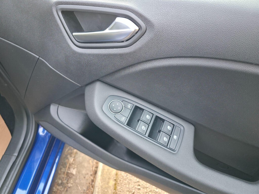 Used Renault Clio 2023 for sale - 77971961: Photo 19