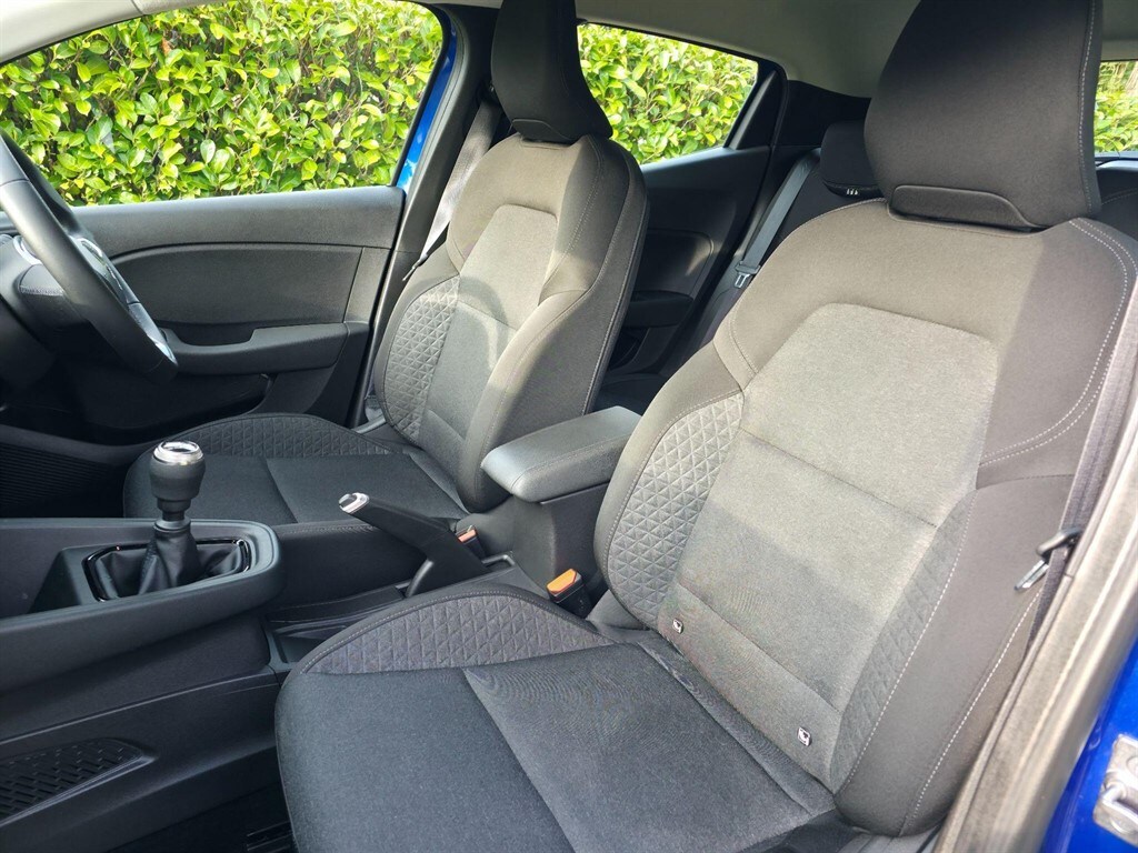 Used Renault Clio 2023 for sale - 77971961: Photo 30