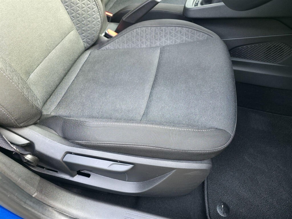 Used Renault Clio 2023 for sale - 77971961: Photo 31