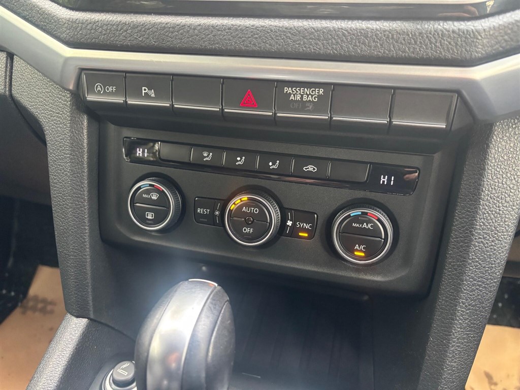 Used Volkswagen Amarok 2017 for sale - 76428405: Photo 23