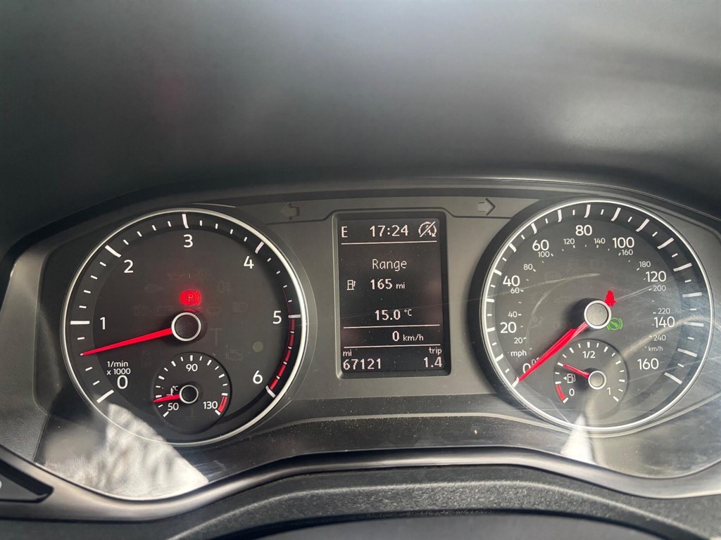 Used Volkswagen Amarok 2017 for sale - 76428405: Photo 24