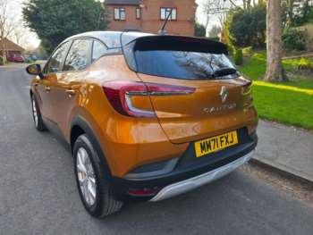 Used Renault Captur 2022 for sale - 74304687: Photo