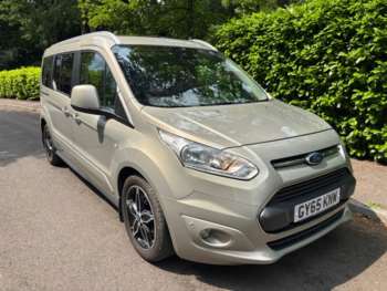 Used Ford Grand Tourneo Connect 2015 for sale - 74922549: Photo