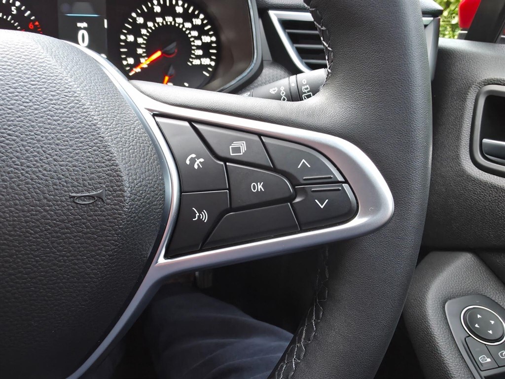 Used Renault Clio 2021 for sale - 77186560: Photo 19