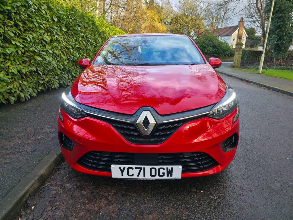 Used Renault Clio 2021 for sale - 77186560: Photo 2