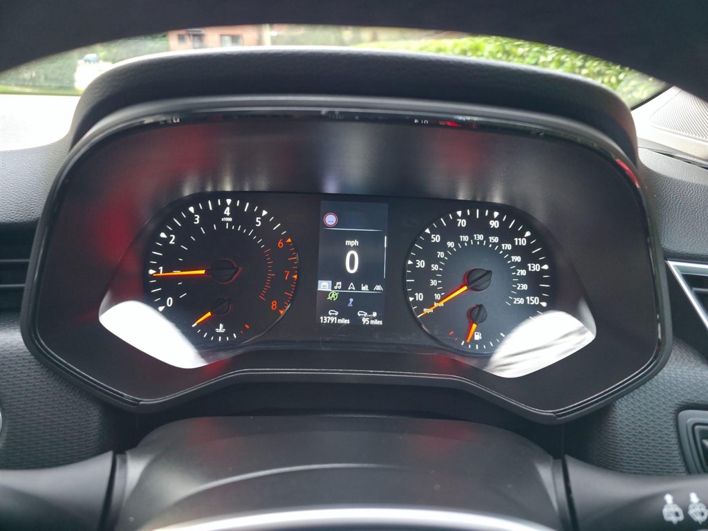 Used Renault Clio 2021 for sale - 77186560: Photo 28