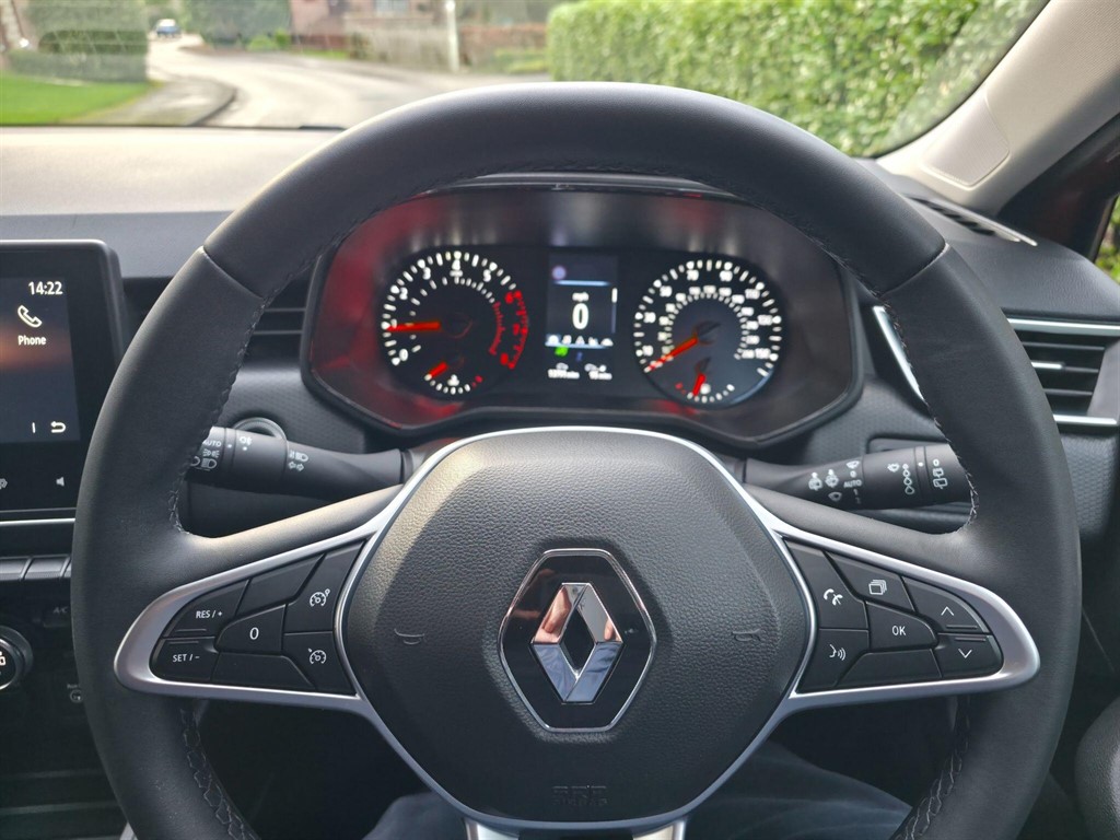 Used Renault Clio 2021 for sale - 77186560: Photo 30