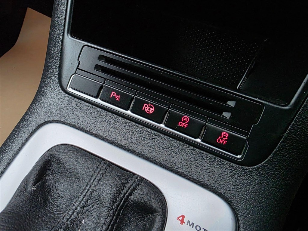 Used Volkswagen Tiguan 2015 for sale - 76722479: Photo 20