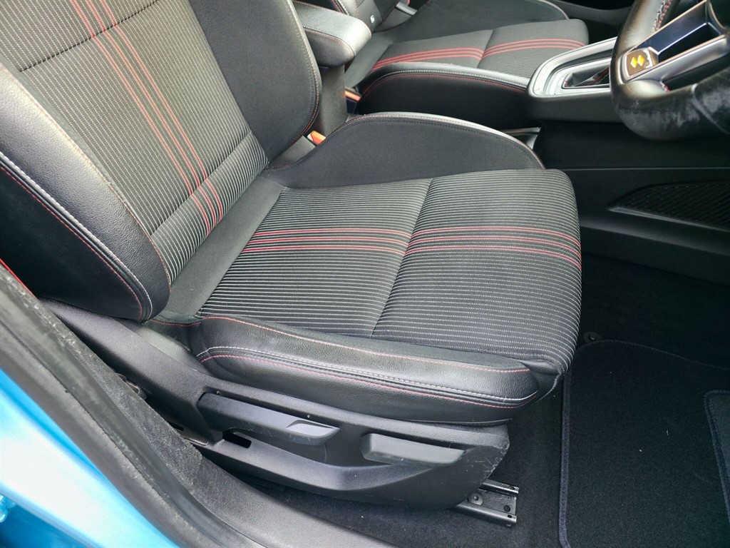 Used Renault Clio 2021 for sale - 76960366: Photo 17