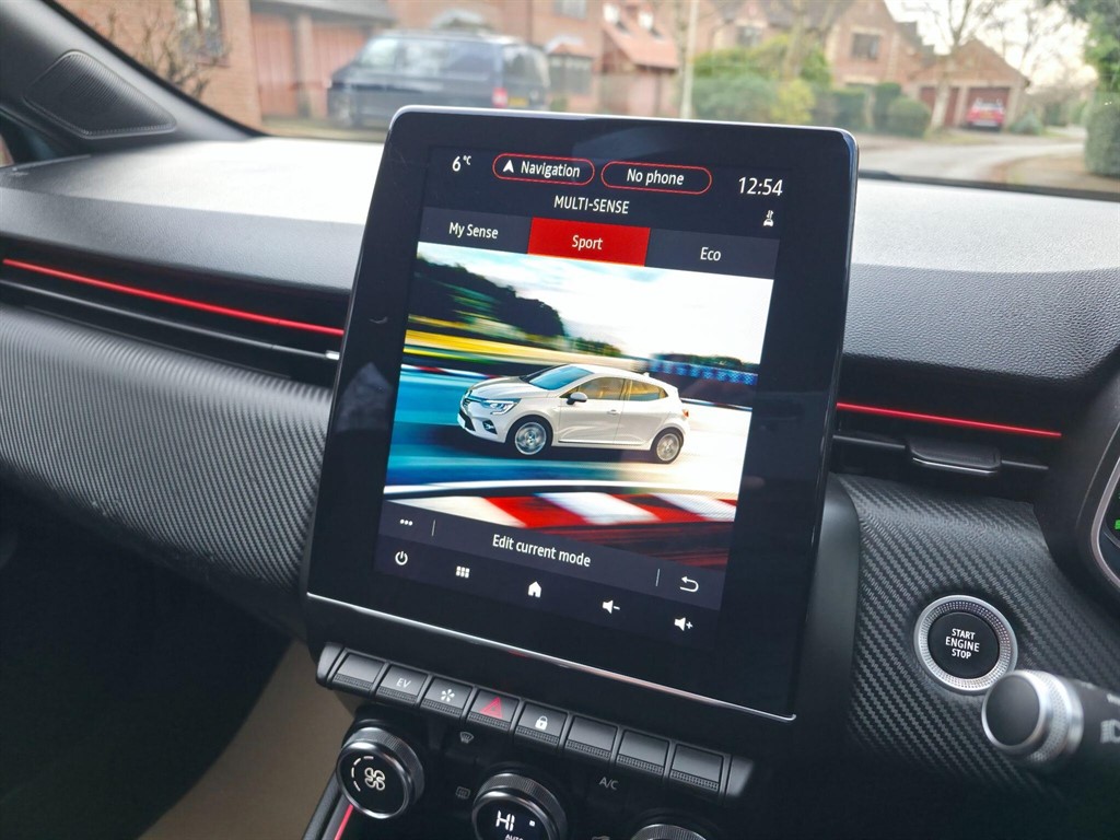 Used Renault Clio 2021 for sale - 76960366: Photo 26