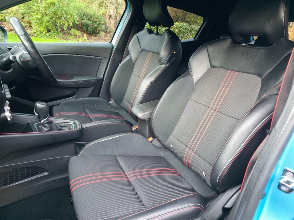 Used Renault Clio 2021 for sale - 76960366: Photo 32