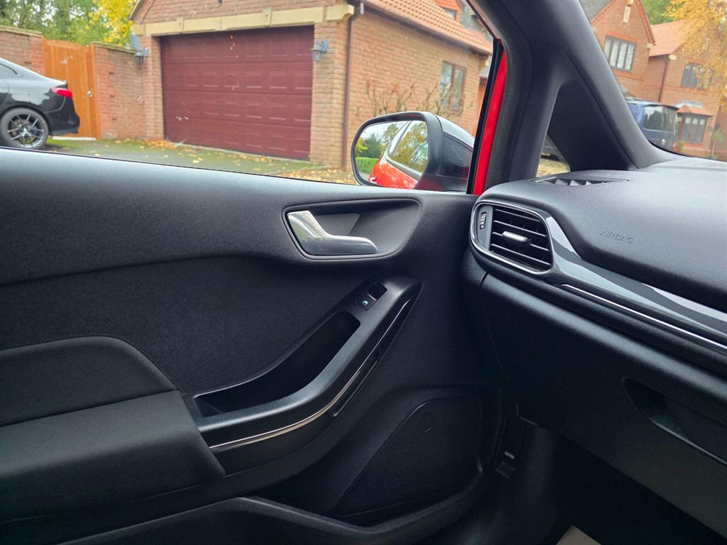 Used Ford Fiesta 2018 for sale - 76615916: Photo 20